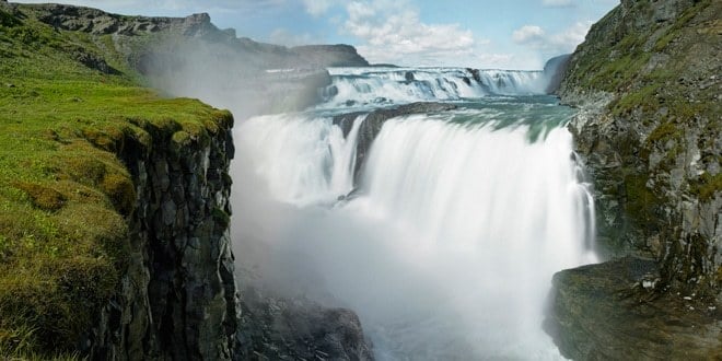Gullfos - Waterfall