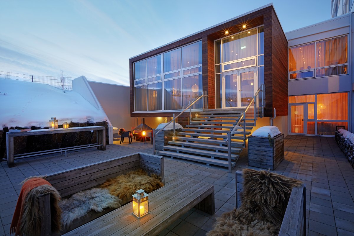 icelandair-hotel-akureyri-exterior-winter-01.jpg